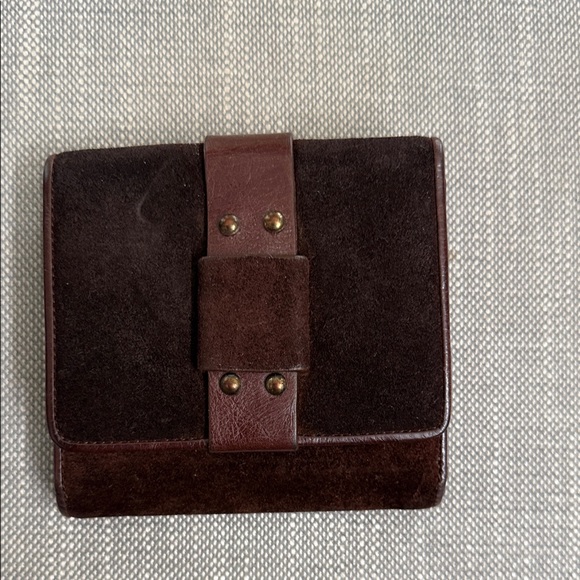 Sophisticated Dark Brown Leather/Suede Wallet - Picture 1 of 5